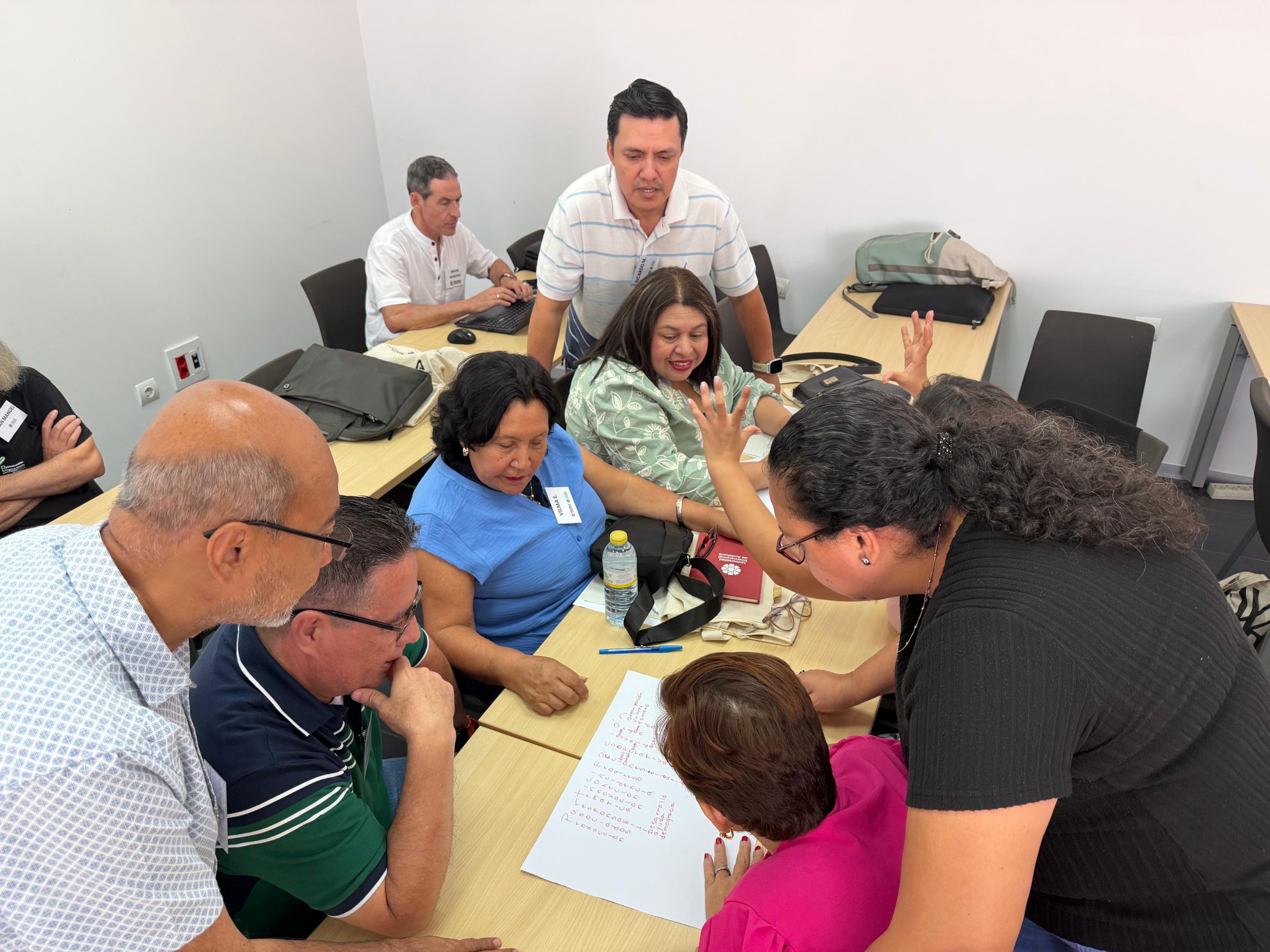 Fundación Asesores para El Desarrollo realiza el Curso Avanzado de Dirección Cooperativa (2)